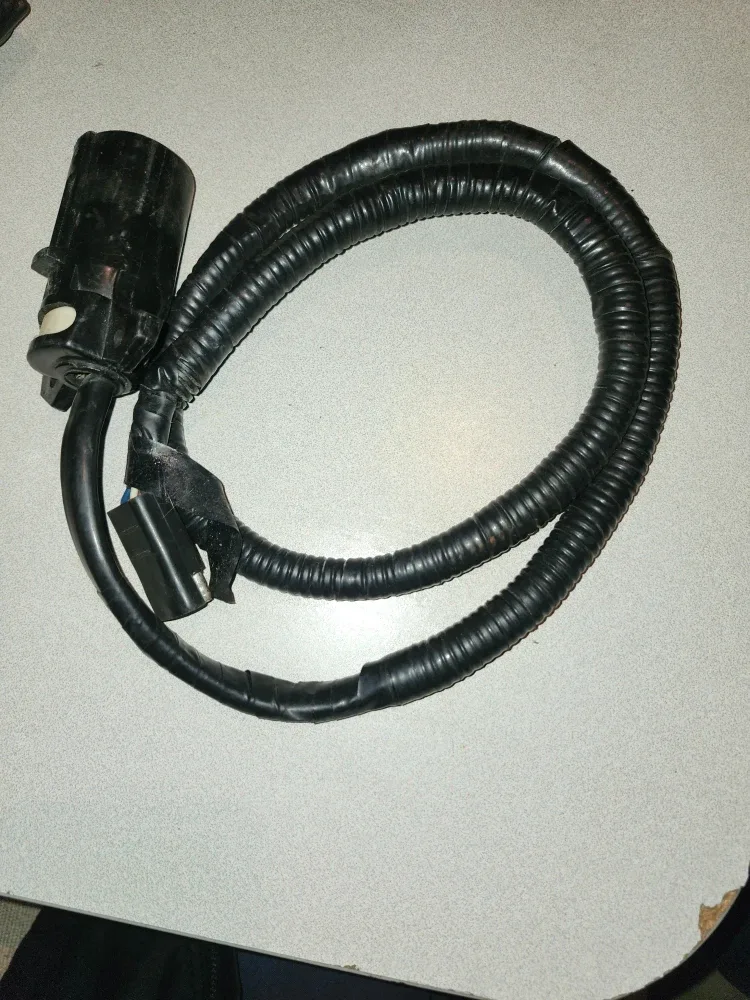 Curt Trailer Hitch & Wiring image indicator(4)