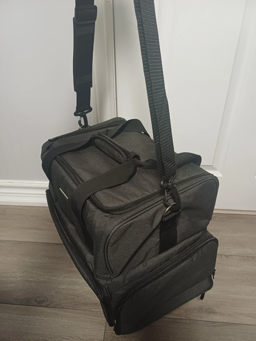 BAFASO Professional Makeup Train Case - photo 4