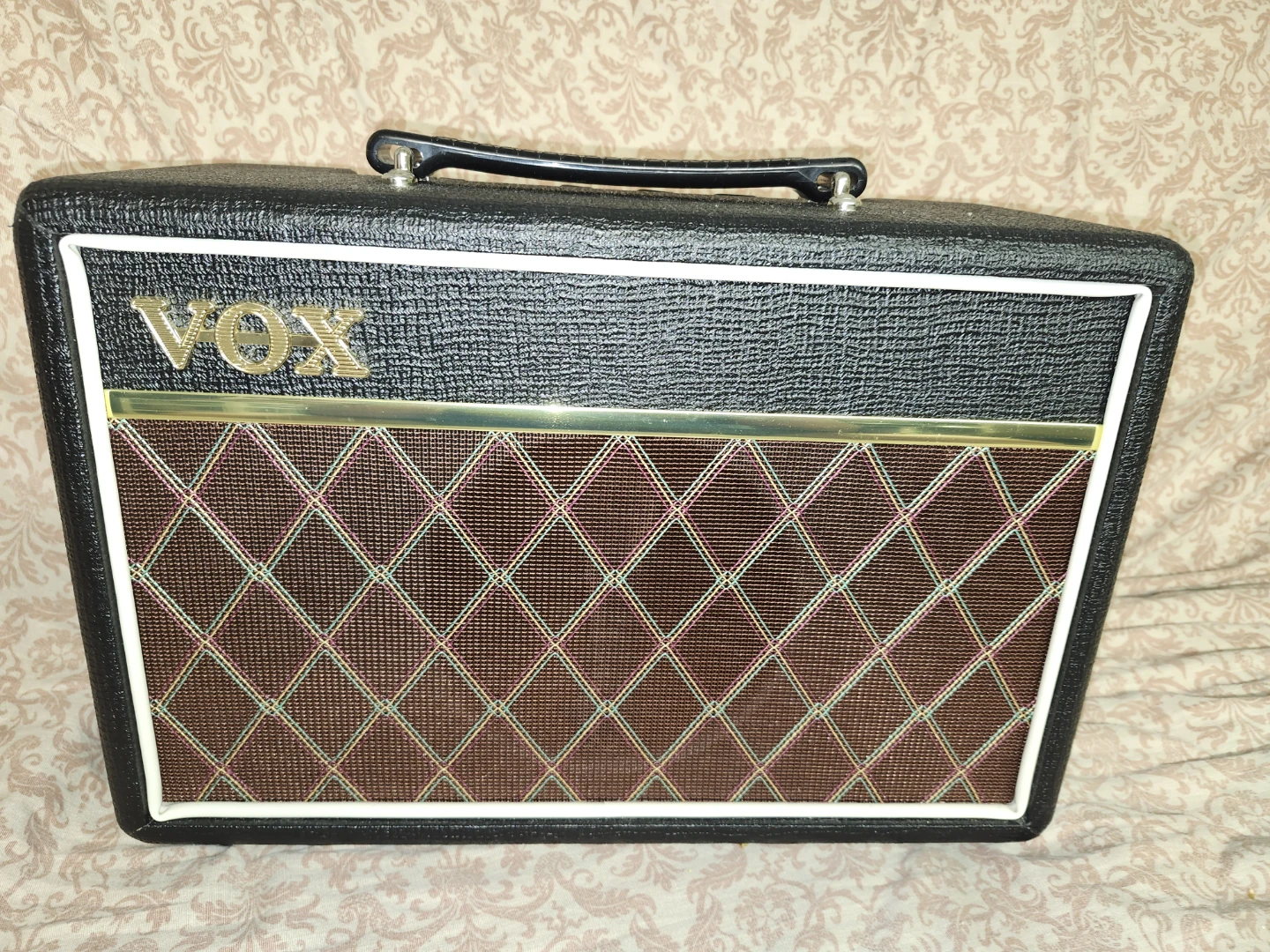 Vox Pathfinder 10 Guitar Amplifier LIKE NEW with cord - photo 2