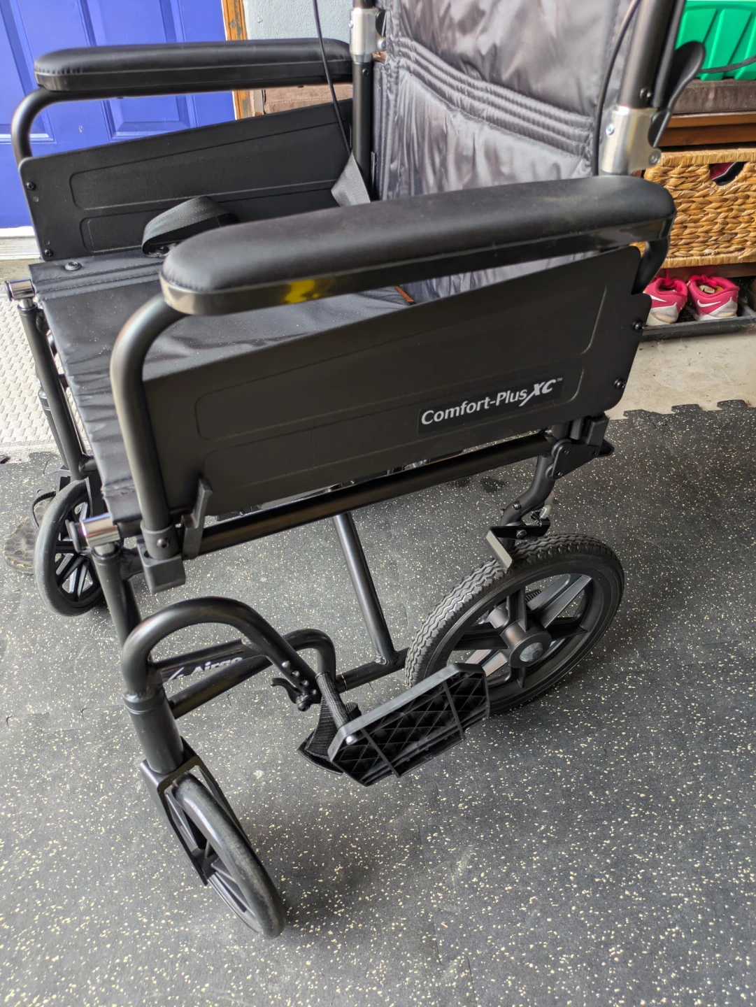 Transfer wheelchair - photo 2