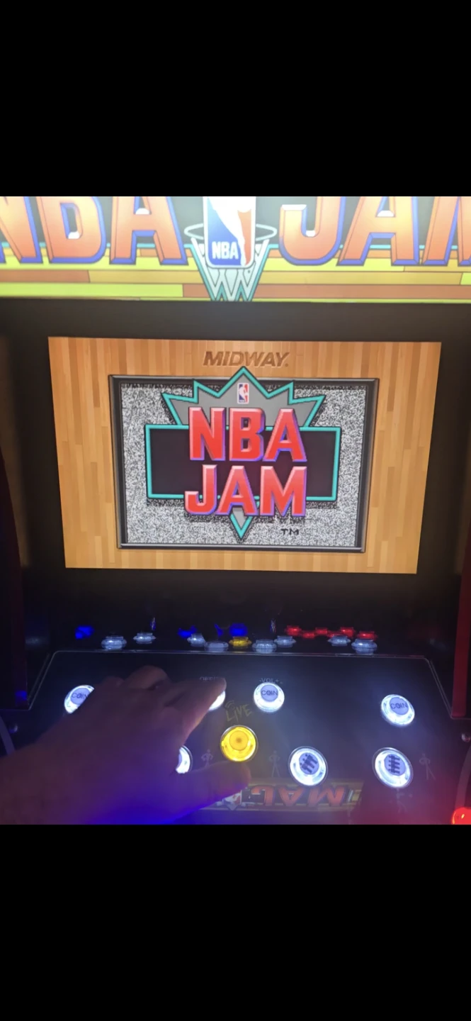 NBA Jam Arcade Machine - photo 2