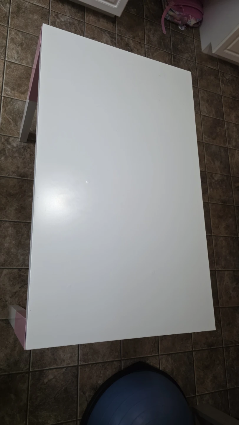 White & Pink Children's Table Ikea - photo 3