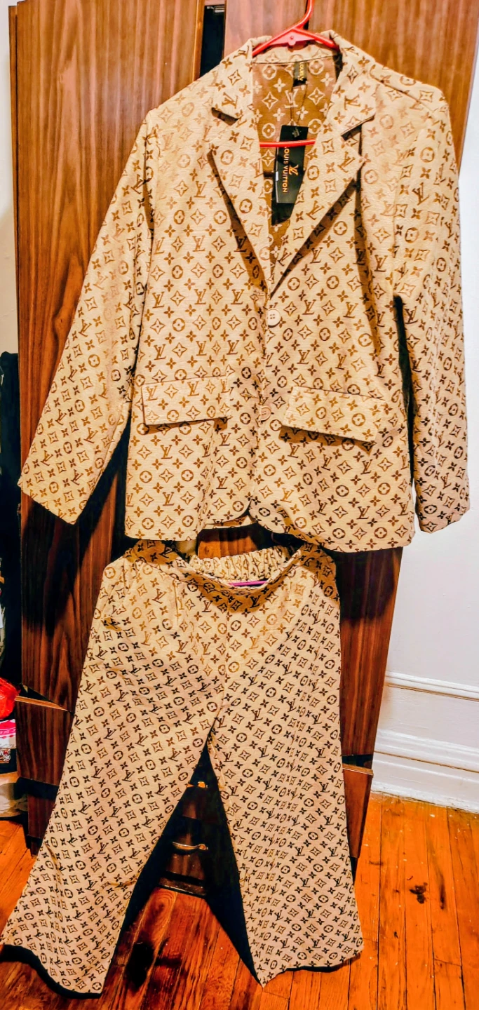 Louis Vuitton Pants Set Size medium possibly large - photo 2