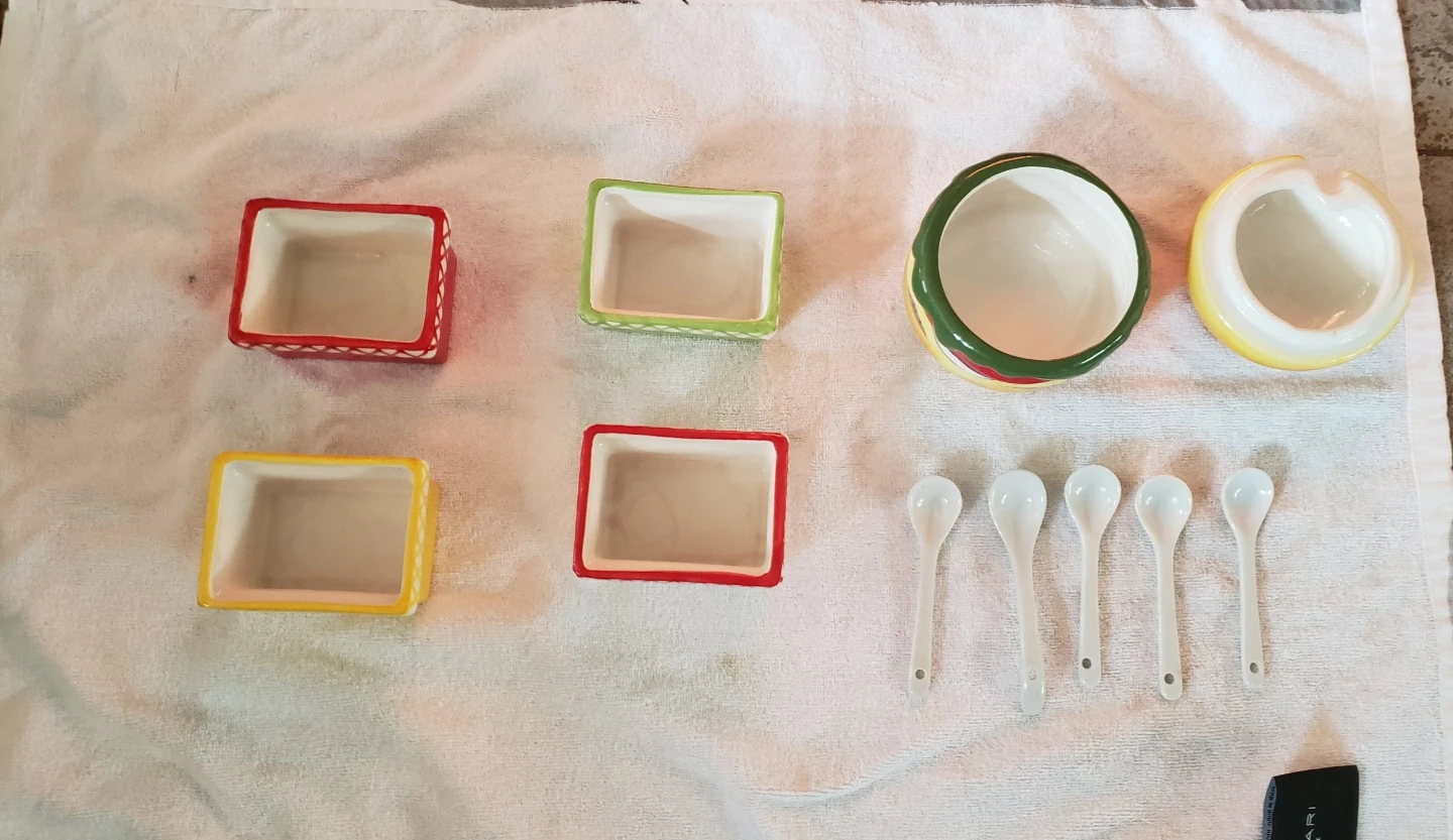Pier 1 Imports Hamburger Condiment Spinner set. - photo 3