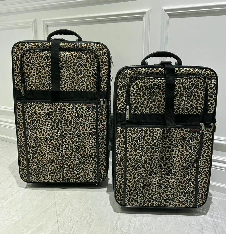 Leopard Print Luggage Set - 26" and 29" image indicator(6)
