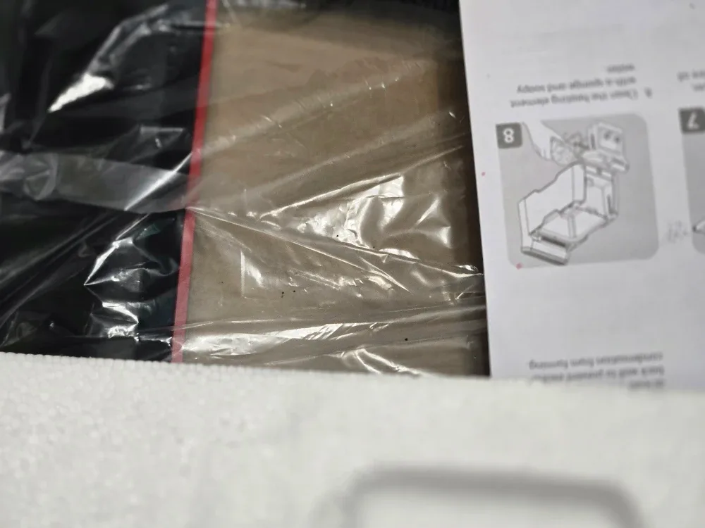 T-fal Odor Less Friteuse - New in Box!