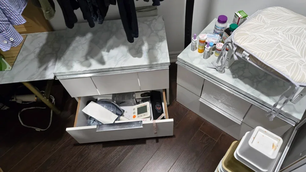 Pair of White Nightstands with Marble Top image indicator(2)