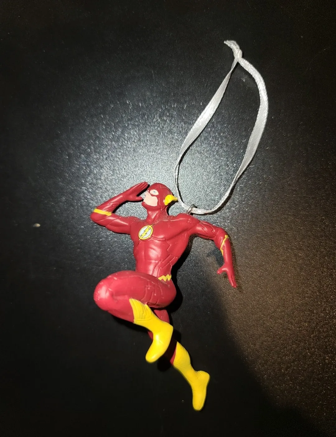 Used hallmark the flash ornament
