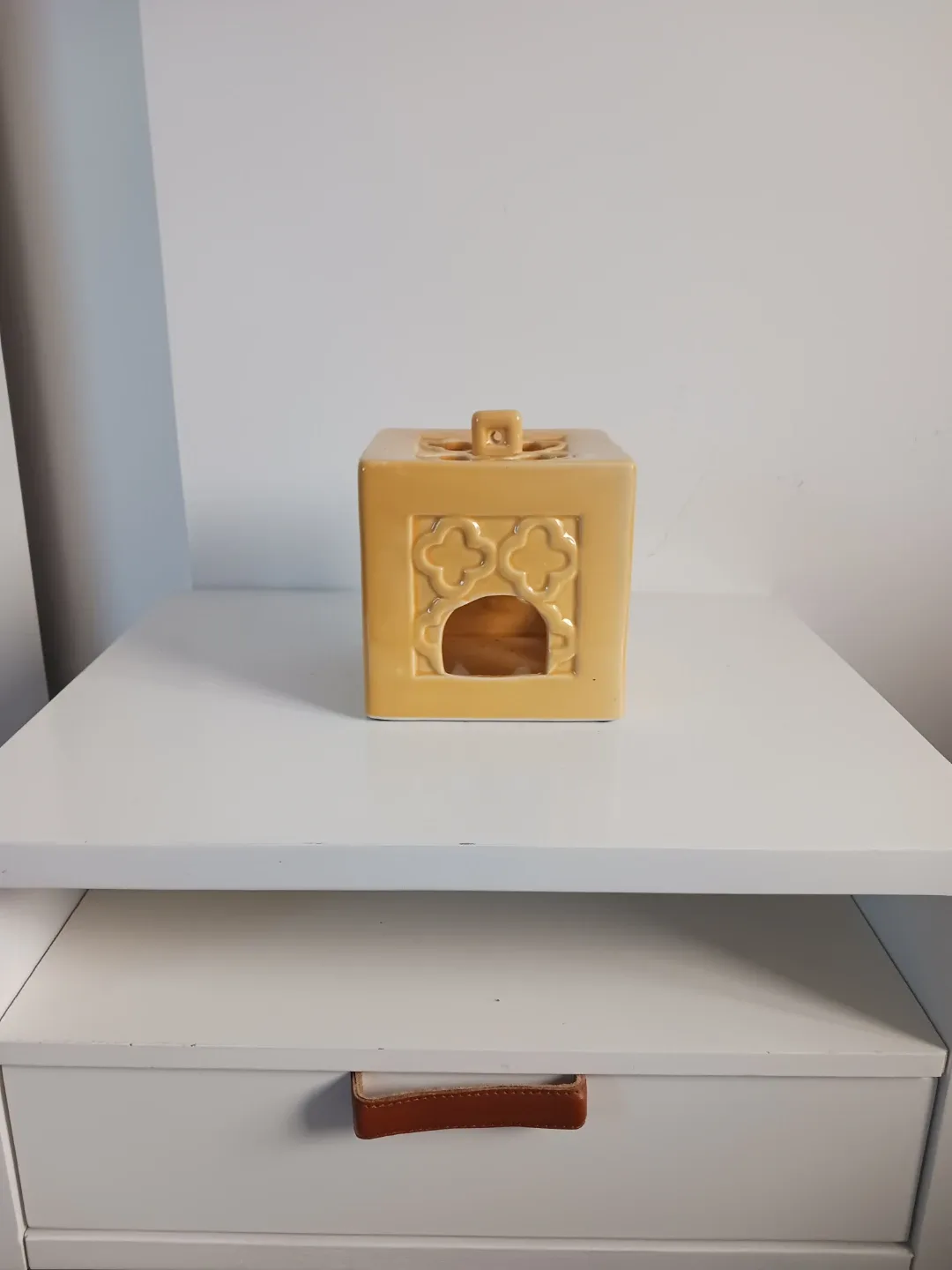Ceramic Square Oil Warmer / Tea Light Holder