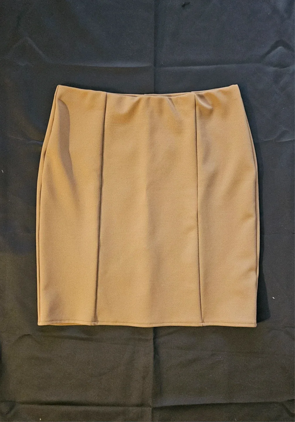 H&M Tan Mini Skirt - Size XL