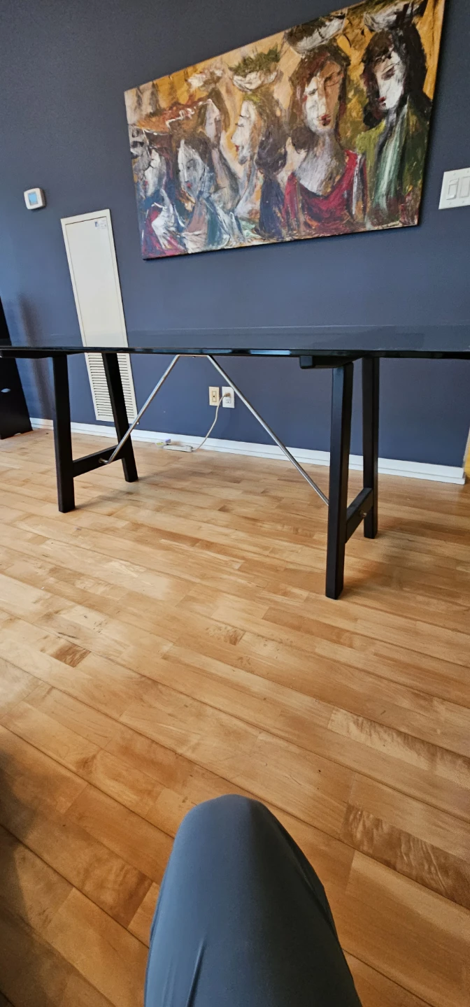 4-6 seat Glass dining table - photo 3