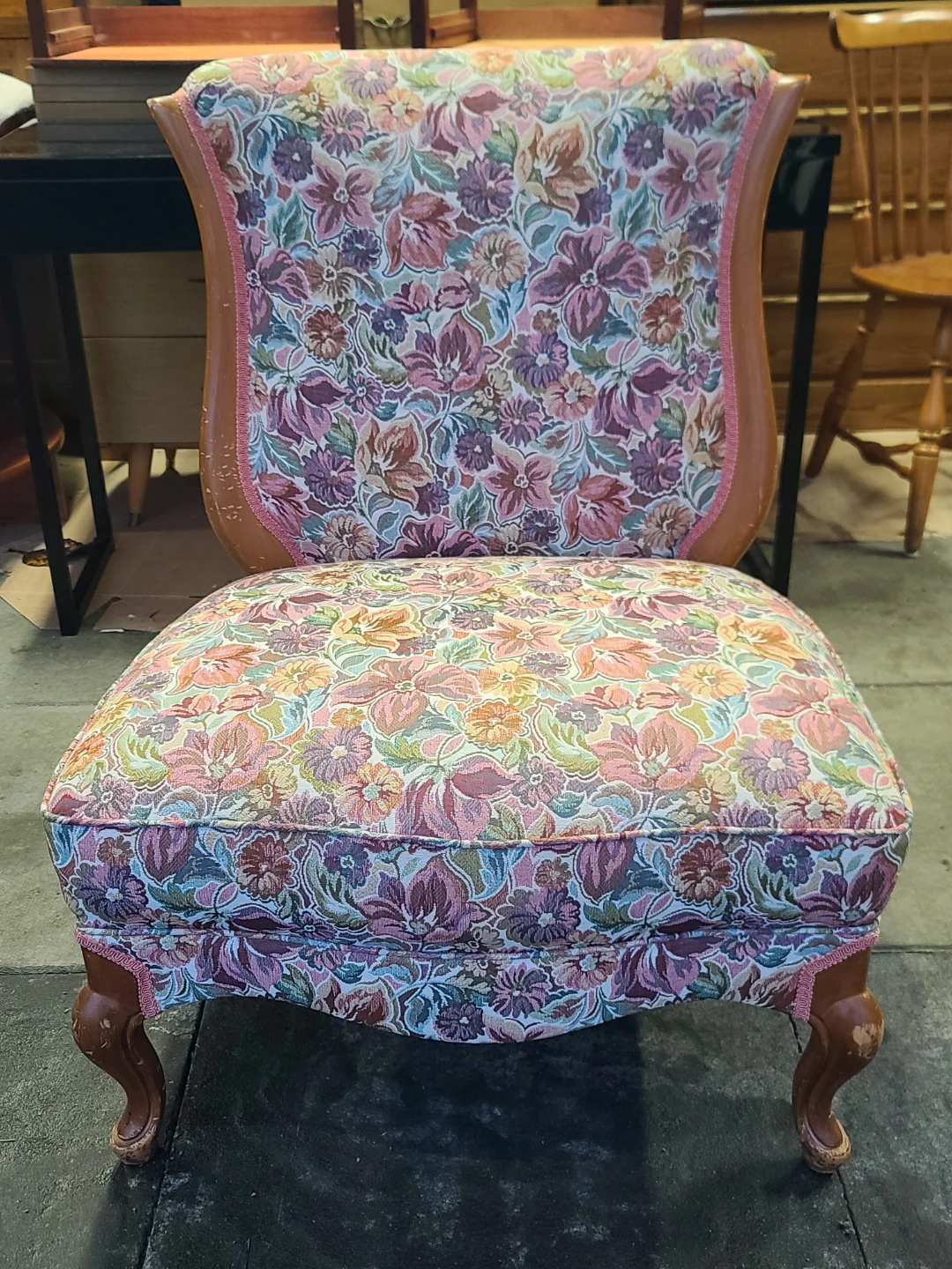 Floral Accent Chair - photo 4