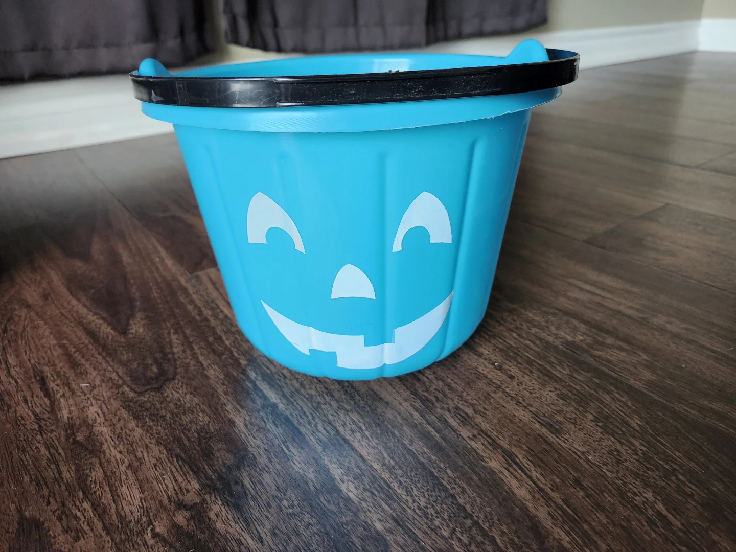 Teal Pumpkin Project Halloween Bucket