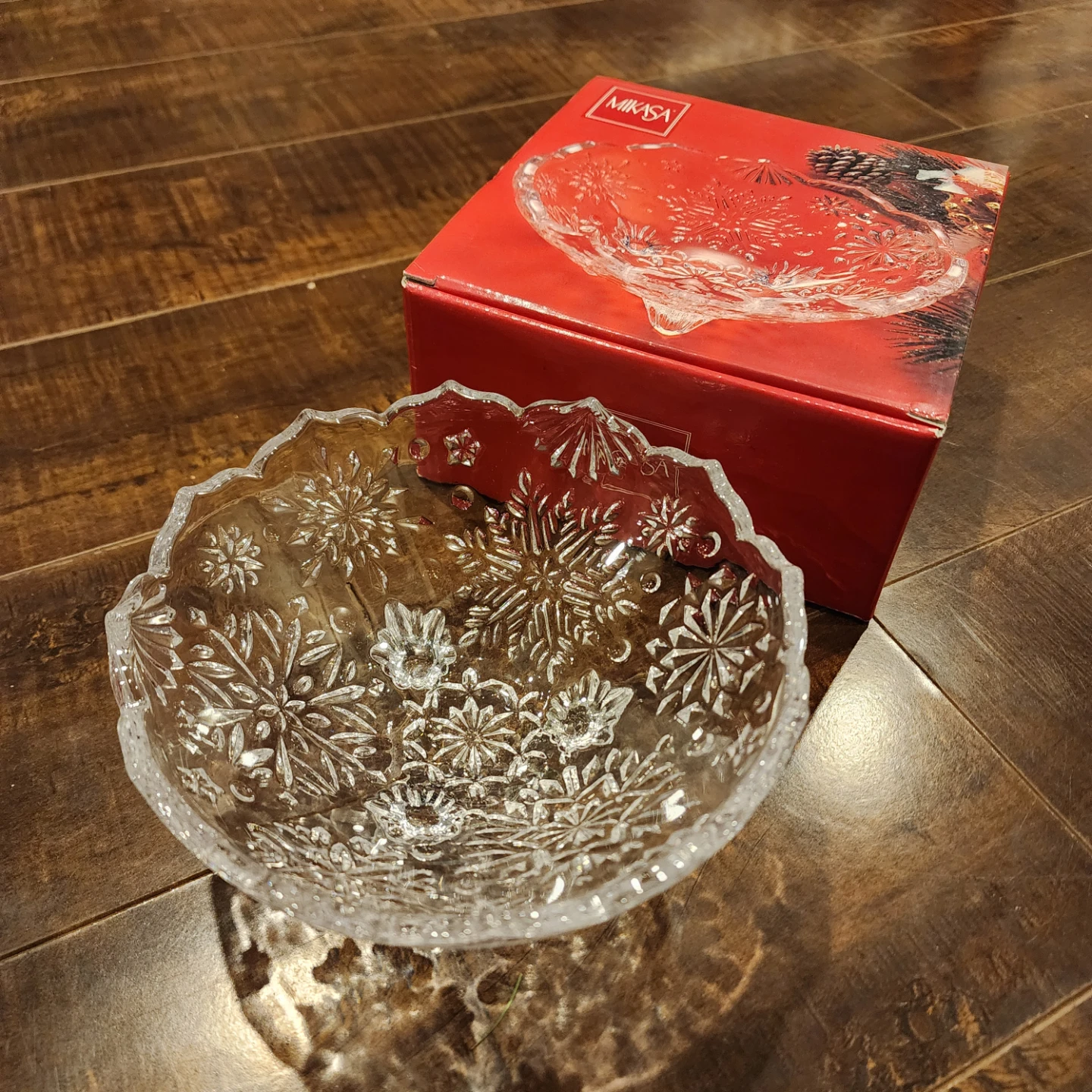Mikasa Snowflake Footed Bowl 5 inch