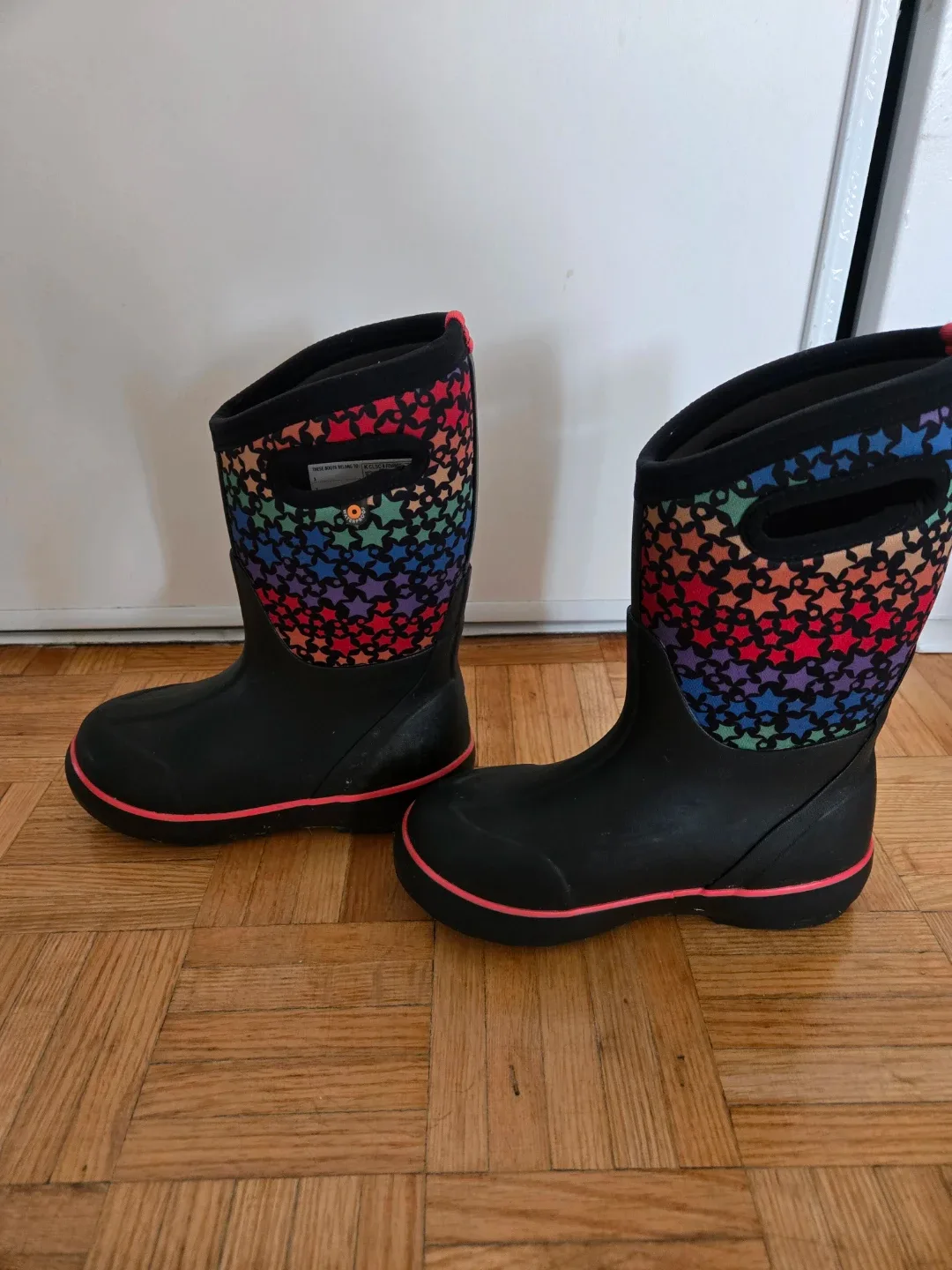 Bogs Black winter Boots Size US2 image indicator(4)