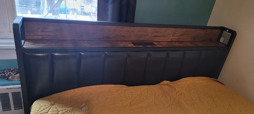 Queen Size Bed Frame with USB Ports image indicator(3)