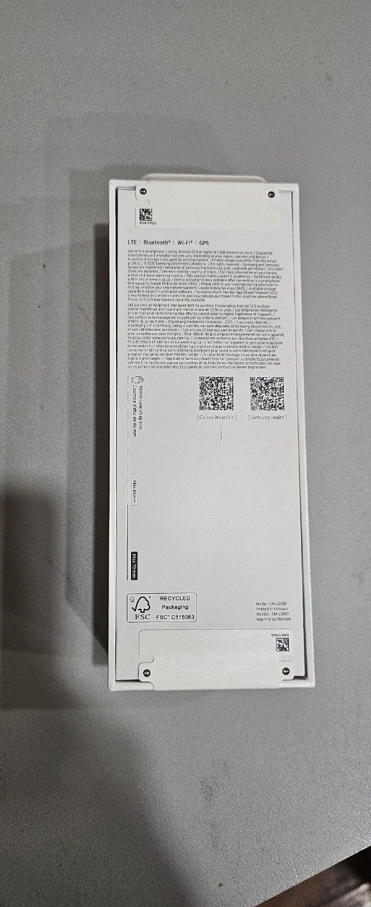 BNIB SEALED New Samsung Galaxy Watch8 Classic Gps+Cellular - photo 2