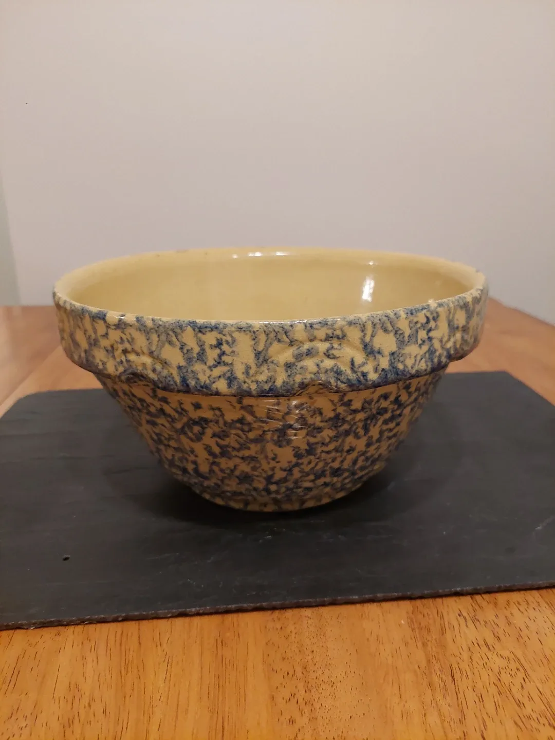 Speckled Stoneware Mixing Bowl image indicator(7)
