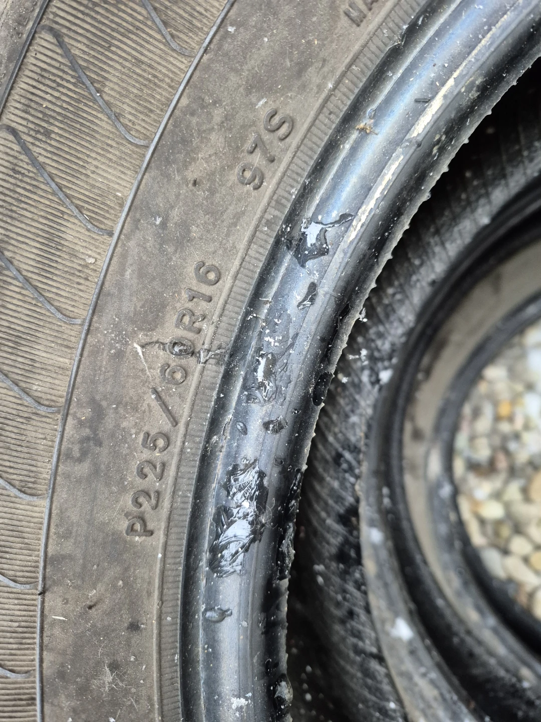 Goodyear Tire P225/60R16 - photo 4