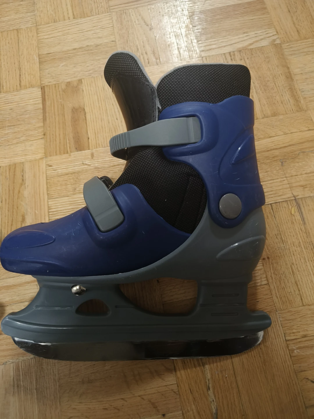 Tempest Adjustable Ice Skates - photo 3