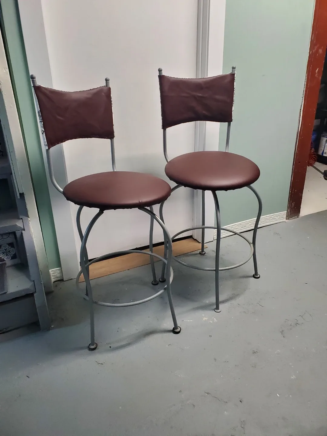 Set of 2 Burgundy Swivel Bar Stools