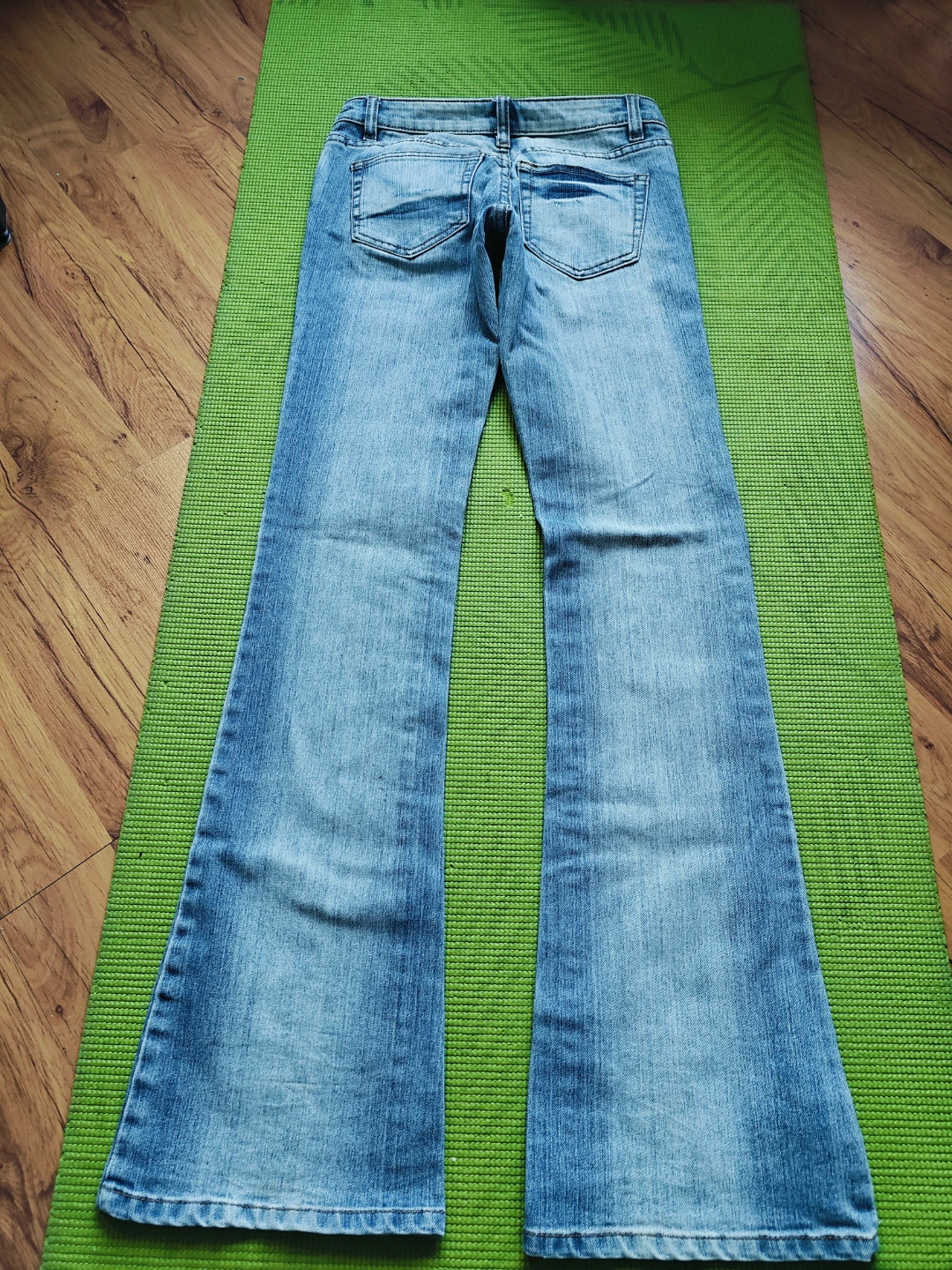 Ladies Light Wash Bootcut Jeans, Size 2, Great condition