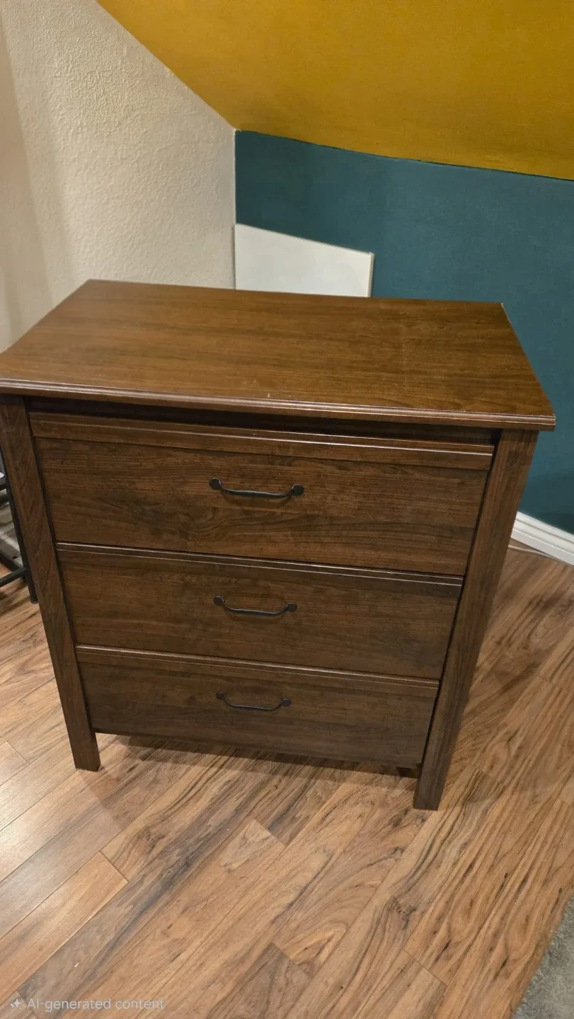 Solid Wood 3-Drawer Dresser