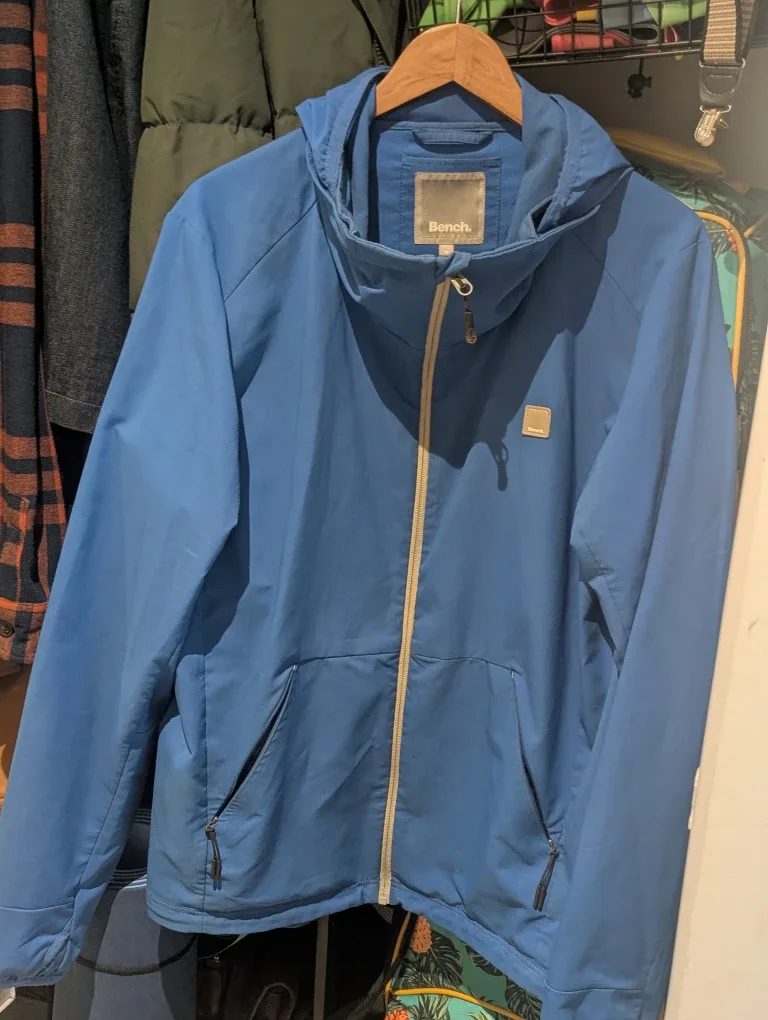 Bench jacket - Spring athletic wear