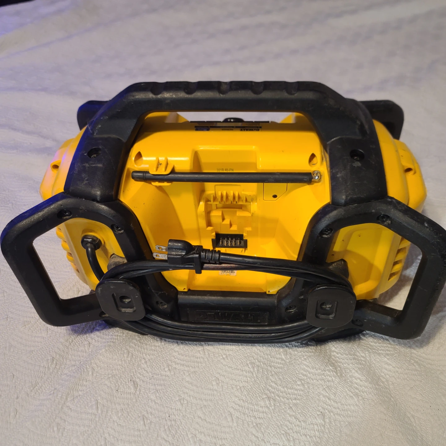 DeWalt Jobsite Radio - photo 2