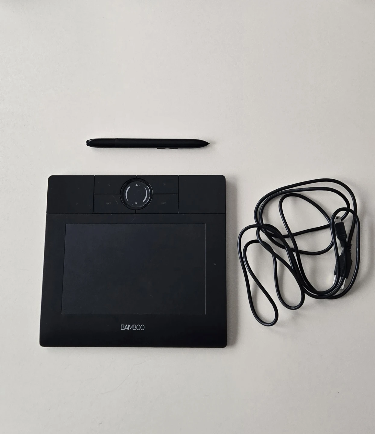 Wacom Bamboo MTE-450A Graphics Tablet - photo 2