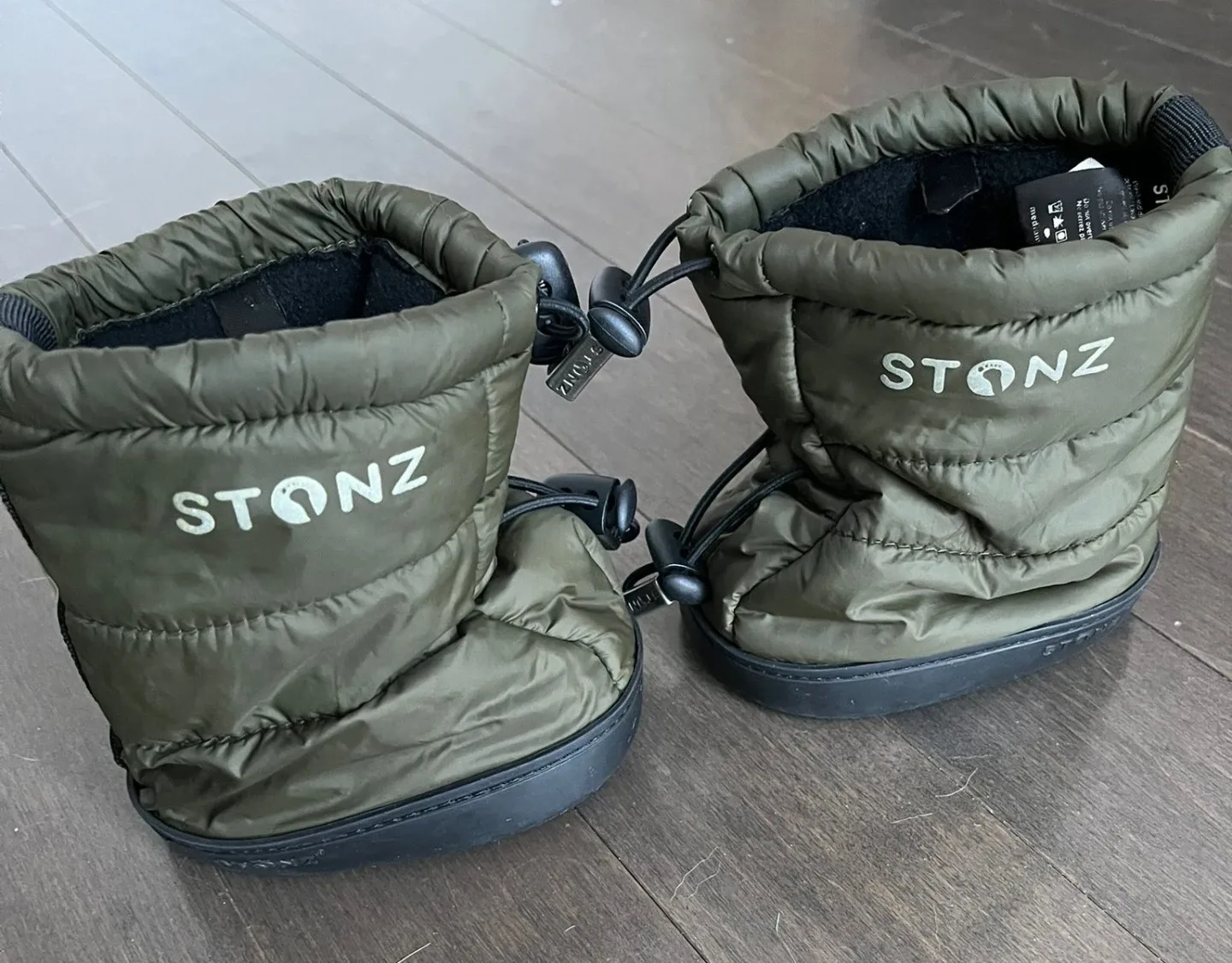 STONZ Puffer Booties, Size M