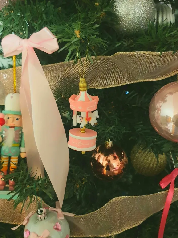 🎀Carousel Christmas Tree Ornament🎀 image indicator(4)