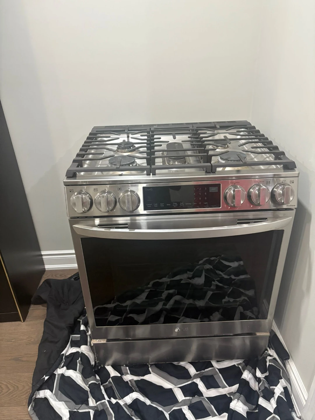 LG Gas Range Oven