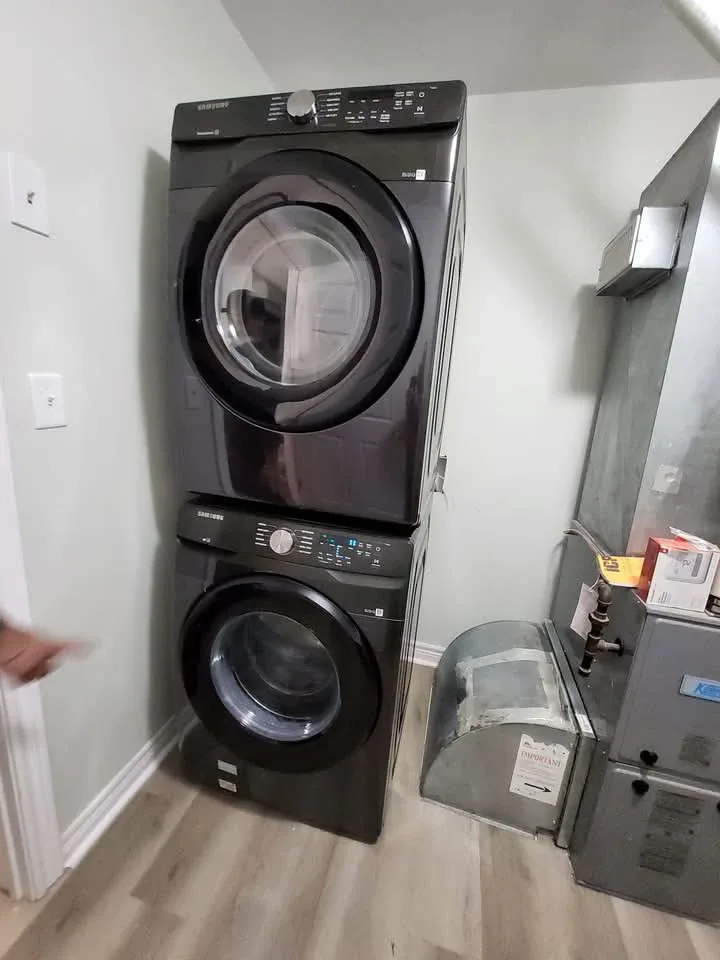 Samsung Washer and Dryer Set - Black