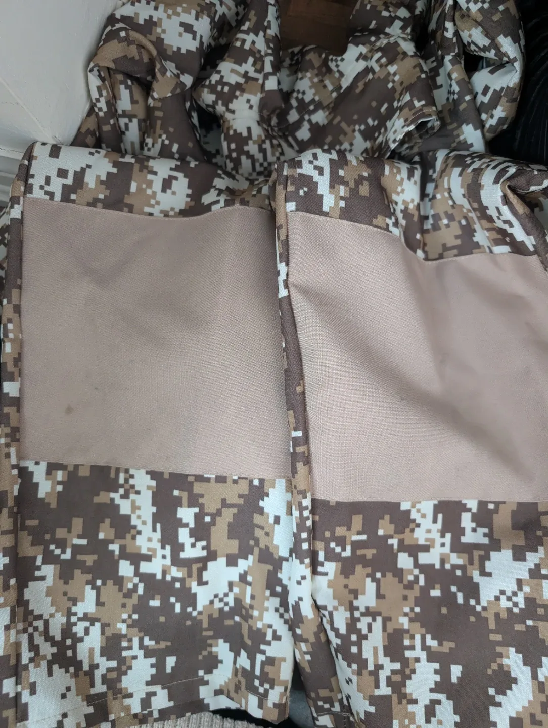 Kids' Costume Bundle: Firefighter, Police, Superhero, SWAT image indicator(8)