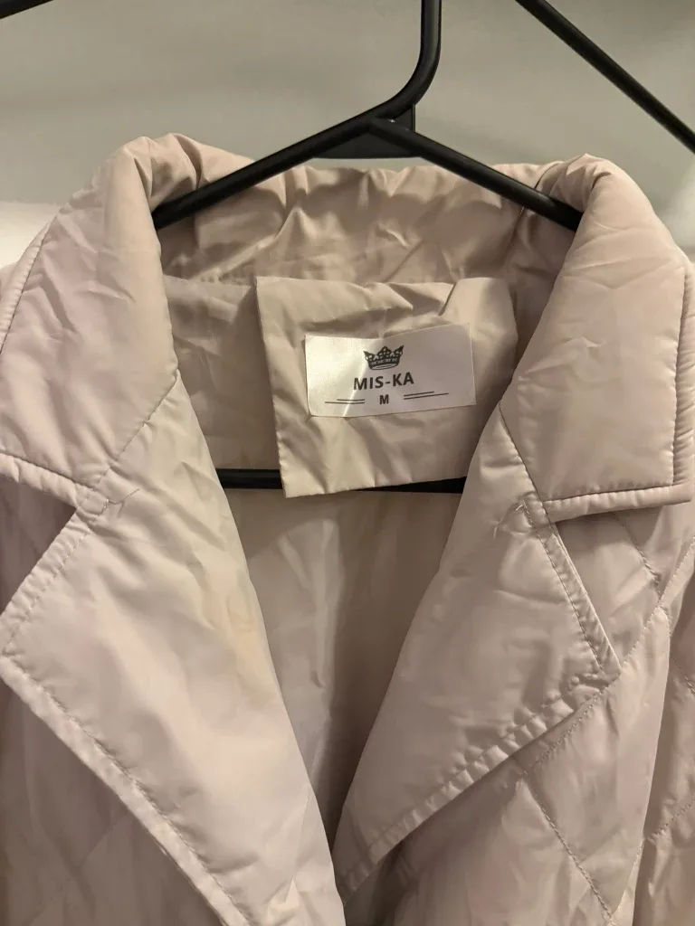 Women Quilted Jacket Beige- Size M image indicator(2)