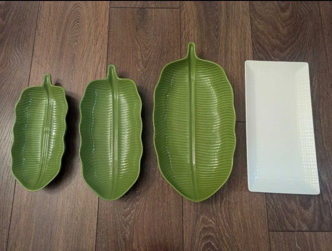 Green Leaf Shaped Serving Dishes - Set of 3