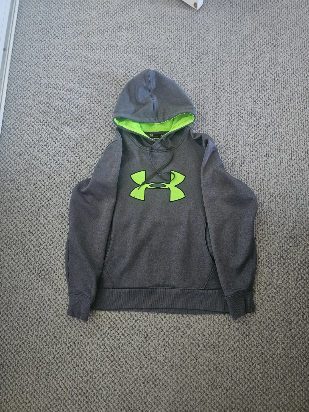 Women's Under Armour Hoodie - Size L - photo 3