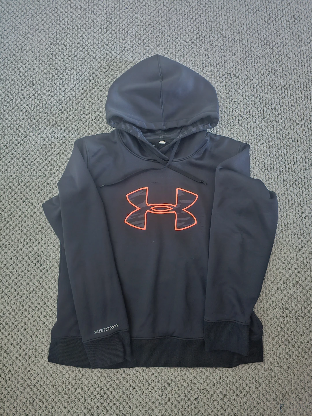 Women's Under Armour Hoodie - Size L - photo 5