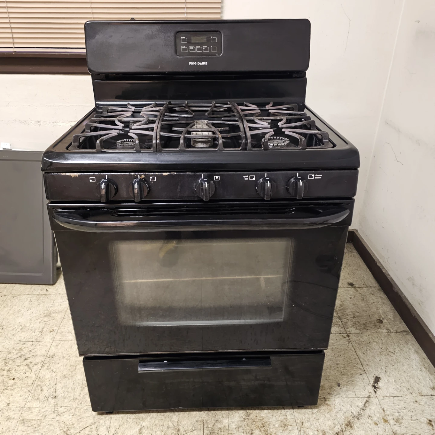 Frigidaire Black Gas Range Stove - photo 2