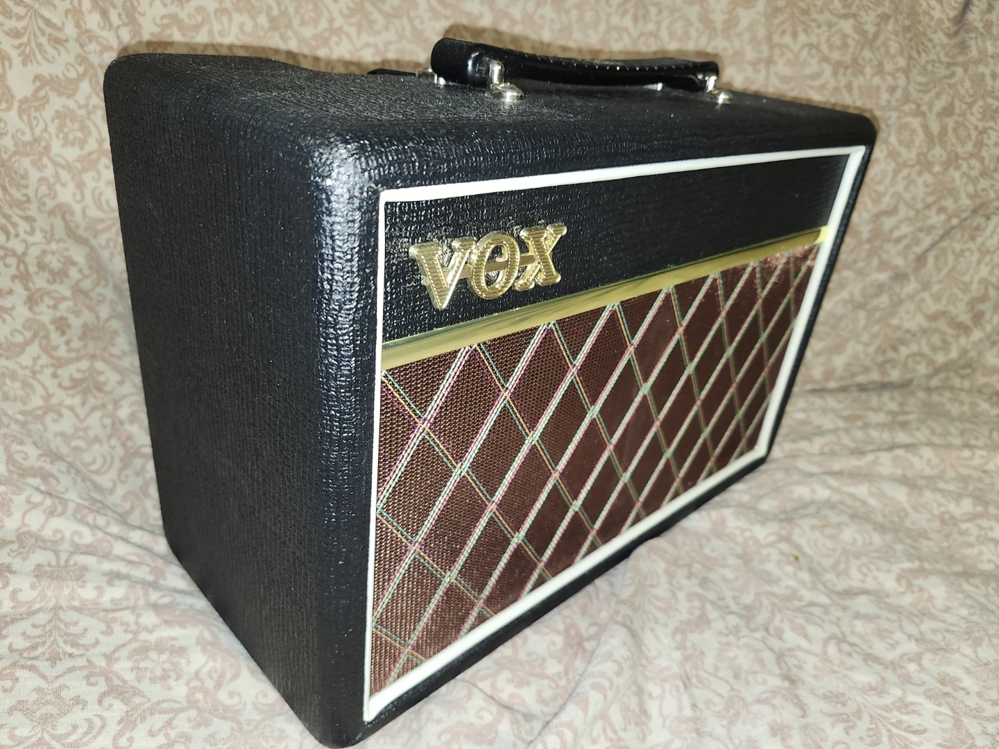 Vox Pathfinder 10 Guitar Amplifier LIKE NEW with cord