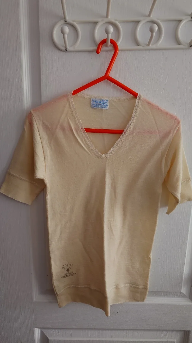 Morley 100% Pure Wool V-Neck Undershirt