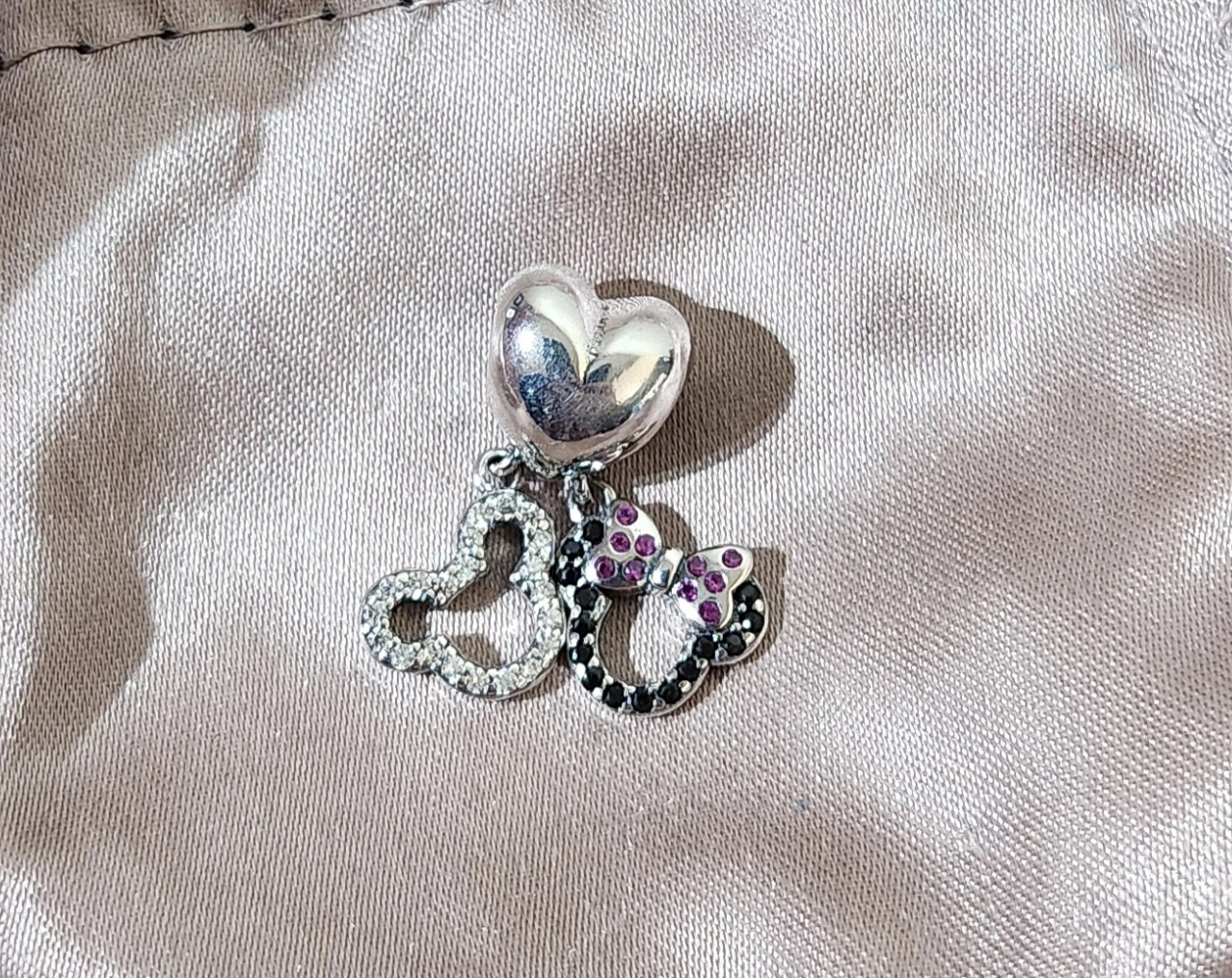 Disney Mickey & Minnie Dangle Charm