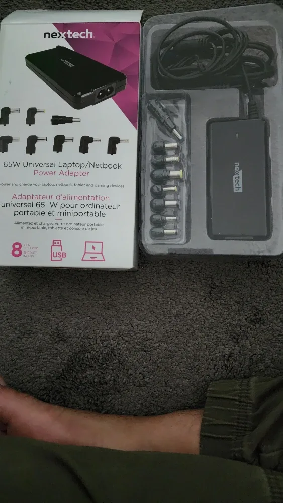 Nextech 65W Universal Laptop/Netbook Power Adapter image indicator(3)