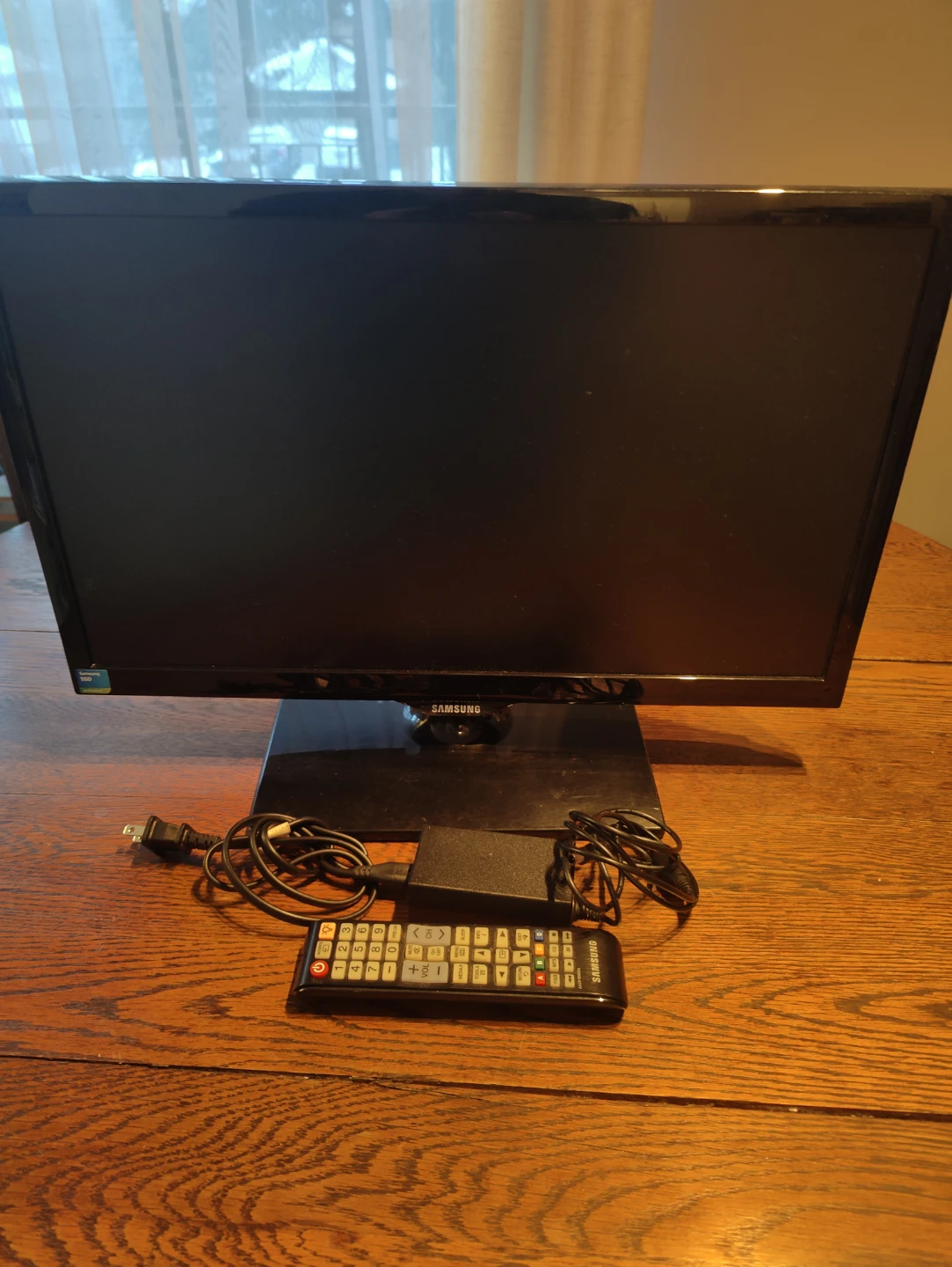 21" Samsung LCD TV