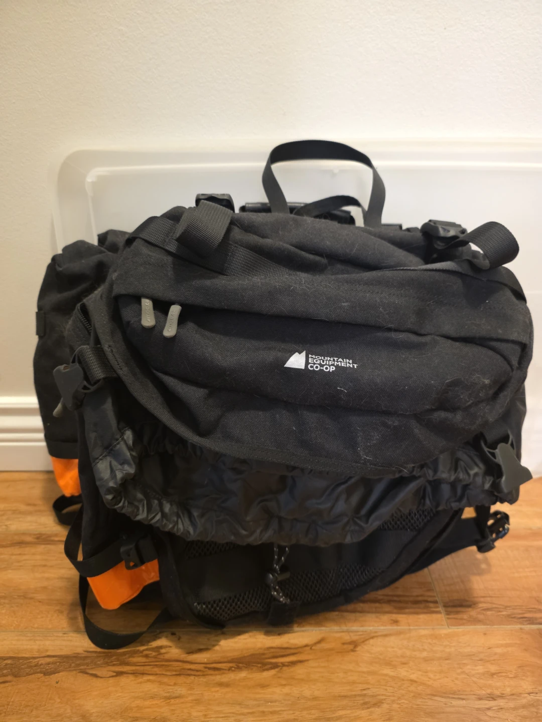 Women's Bike Commuting Set (Panniers, Gloves and Helmet) - photo 2