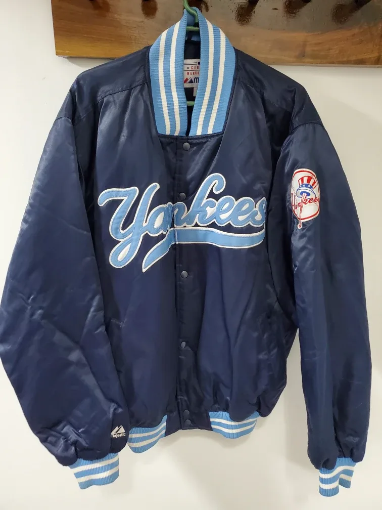 Majestic Yankees XXL Baseball Jacket image indicator(6)