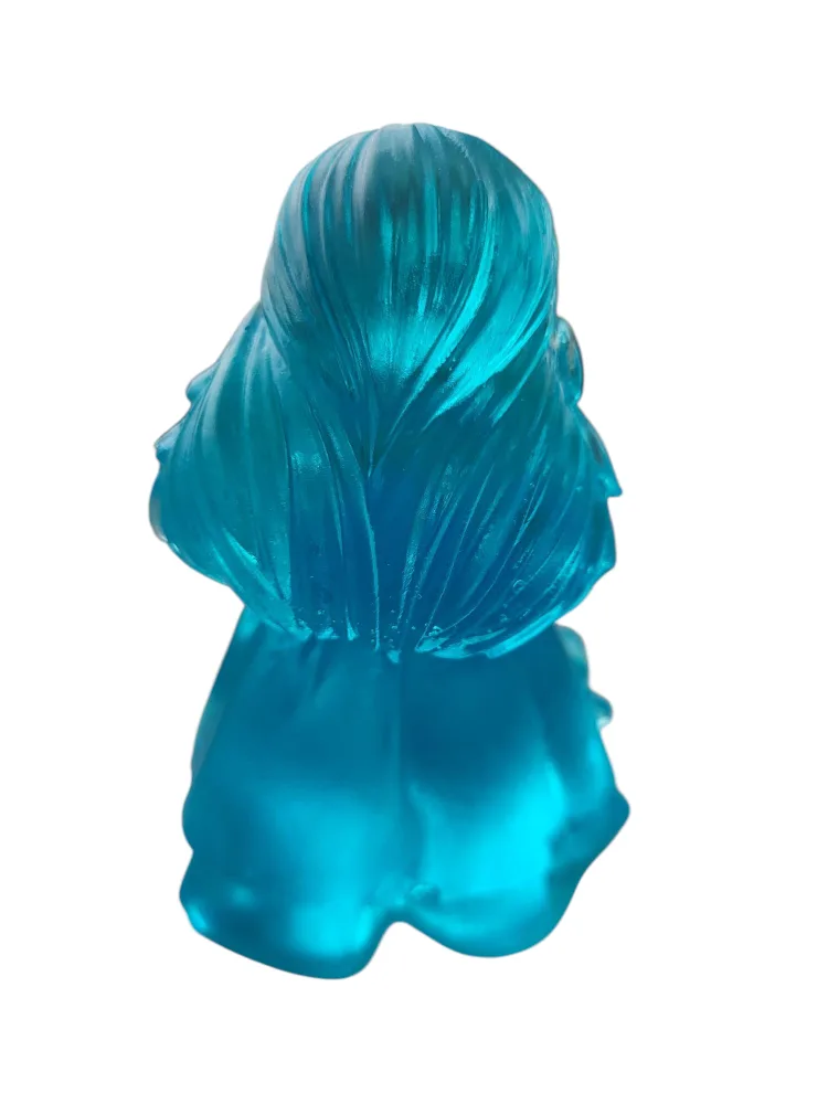 Laura in Love ,Handmade Resin Doll. Elegant Decorative Figurine image indicator(9)