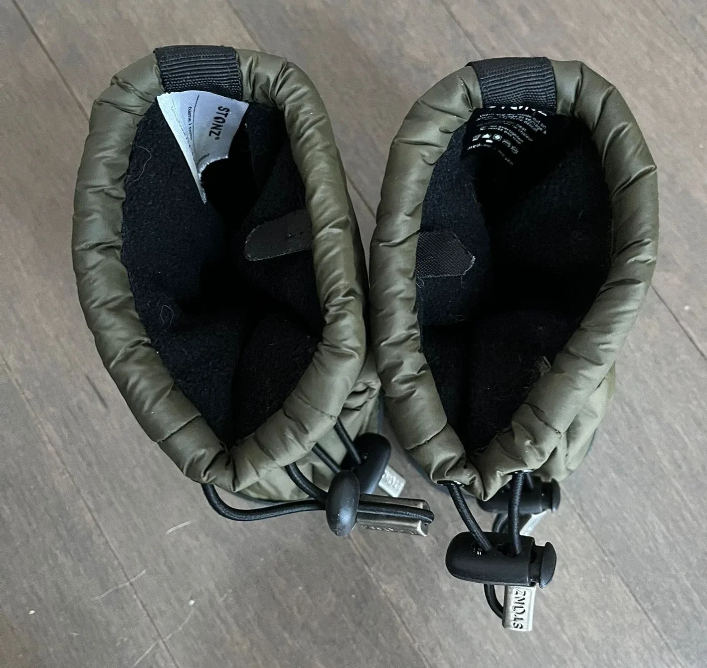 STONZ Puffer Booties, Size M image indicator(5)