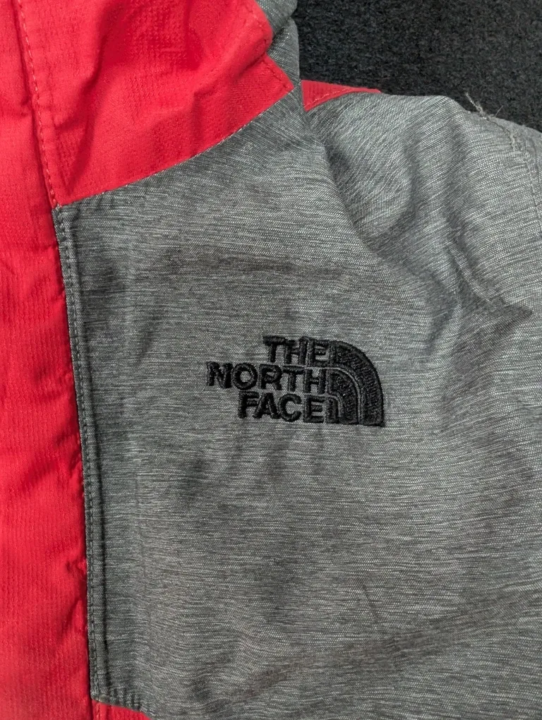 The North Face Toddler Jacket - Red & Grey image indicator(3)